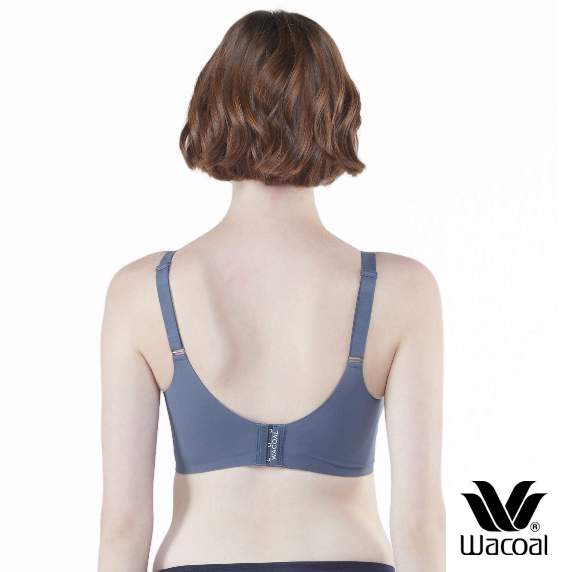 Wacoal ชุดชั้นเนียน บราไร้โครง Smart Size เสริมฟองน้ำ แพ็ค 2 ชิ้น รุ่น WB3Y28/WB3228 สีน้ำเงิน (BU)