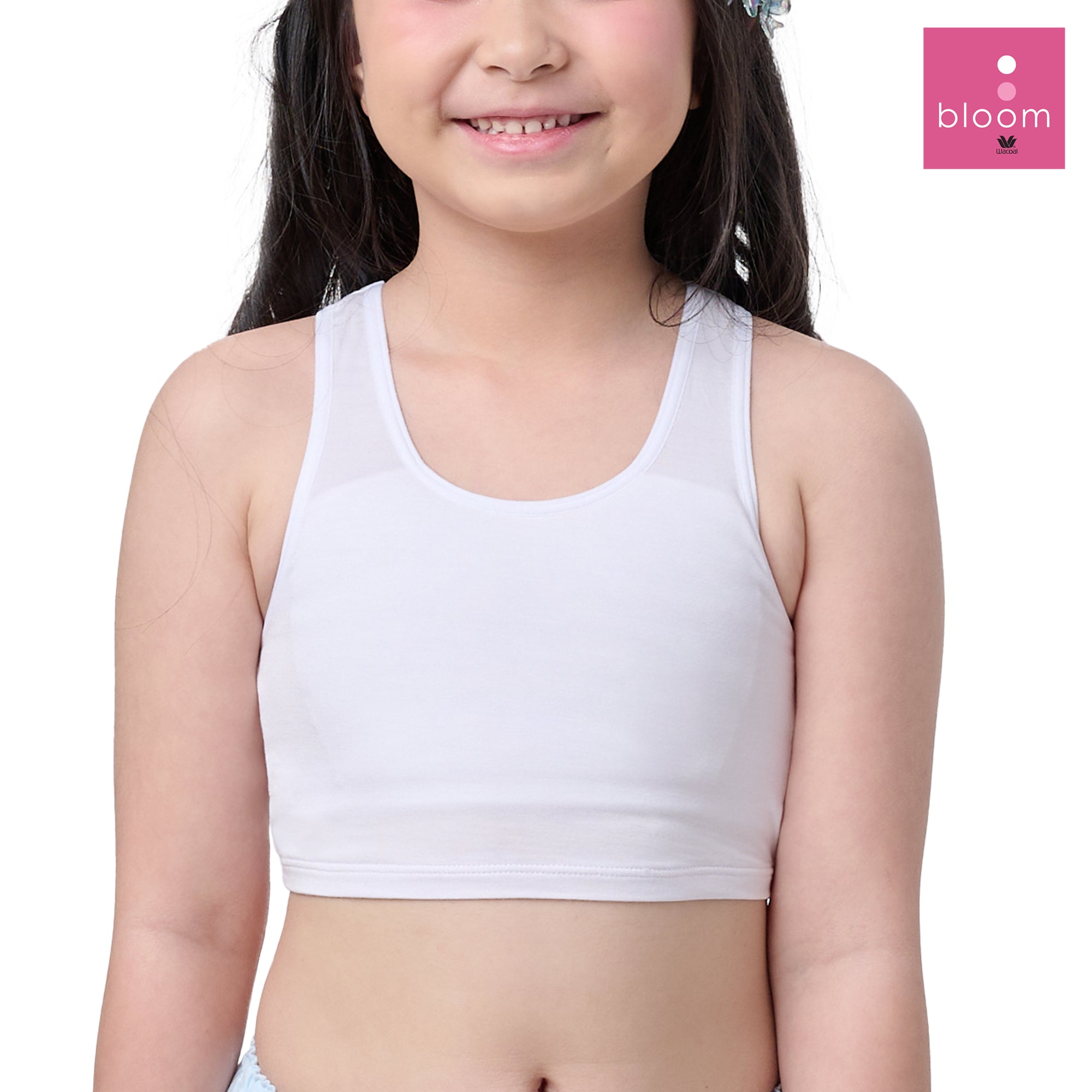 Wacoal Bloom Step 1 ชุดชั้นในสำหรับเด็ก เสื้อกล้ามครึ่งตัวแบบเรียบ รุ่น WH6K23 สีขาว (WH)