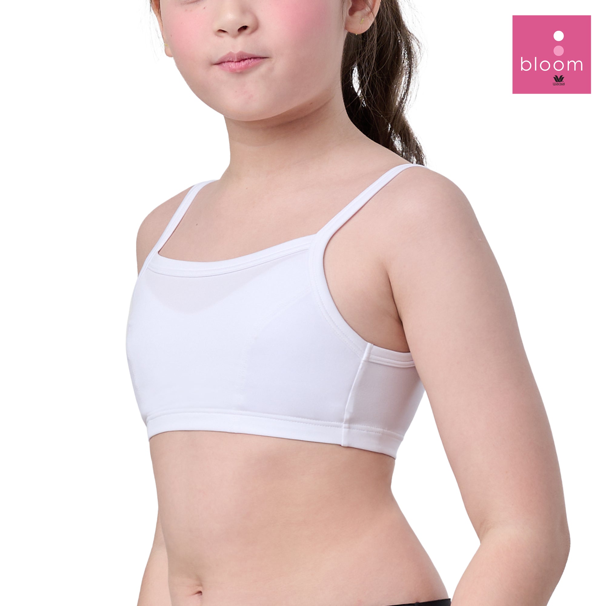 Wacoal Bloom Step 2 ชุดชั้นในสำหรับเด็ก เสื้อกล้ามครึ่งตัว แบบเรียบ รุ่น WH6L26