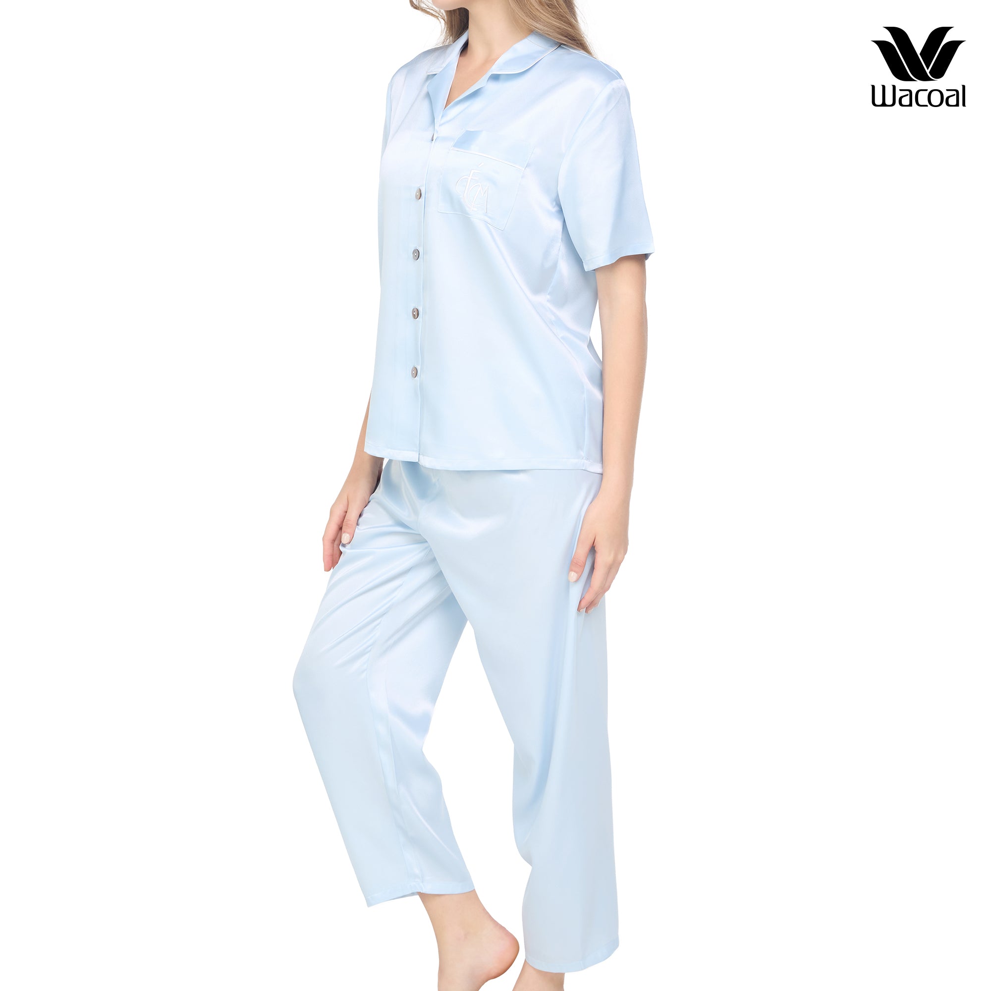 Wacoal Sleep Wear ชุดนอนผ้า Satin Set แขนสั้น ขายาว รุ่น WN7E18 สีฟ้าคราม (SM)
