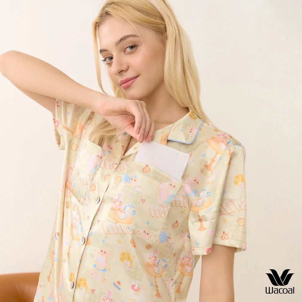 Wacoal CAFE’ CATION ชุดนอนกันโป๊ แขนสั้น ขาสั้น ผ้า Satin รุ่น WN7V24 สีเขียว (GR)