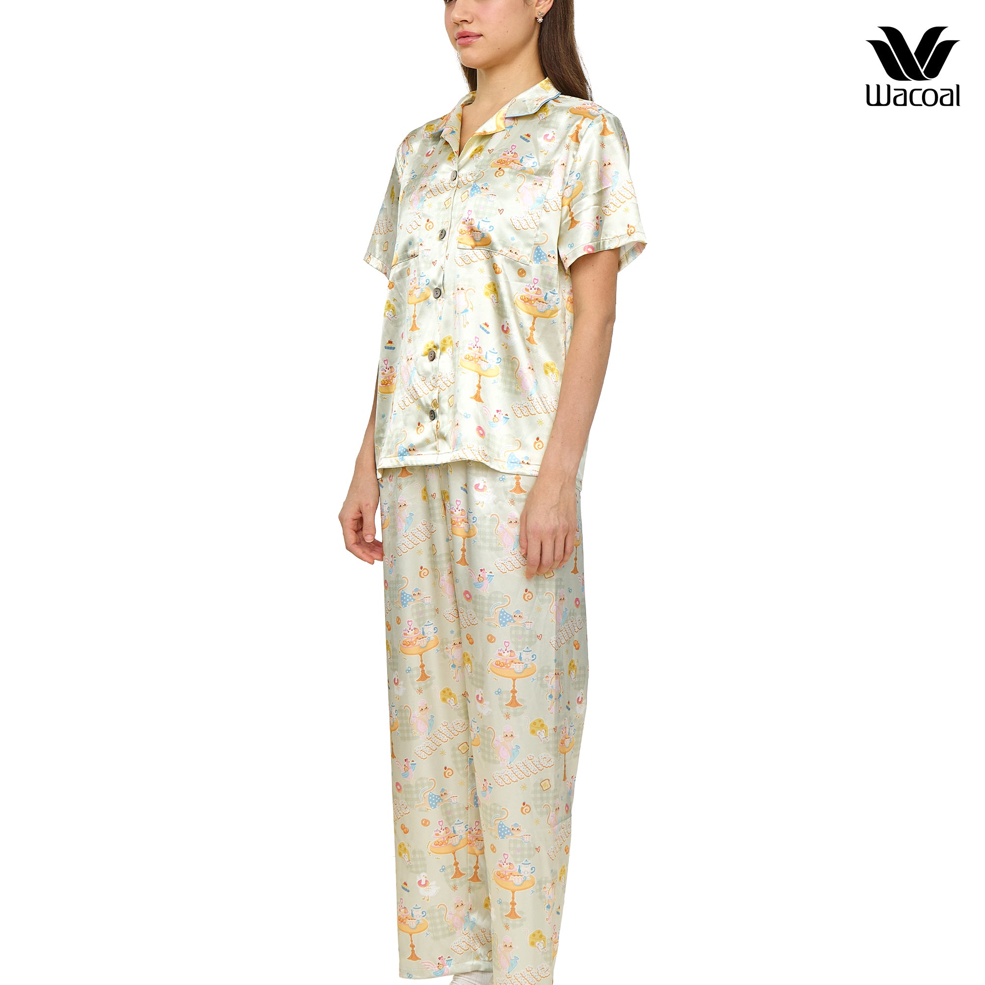 Wacoal CAFE’ CATION ชุดนอนกันโป๊ แขนสั้น ขายาว ผ้า Satin รุ่น WN7V25 สีเขียว (GR)