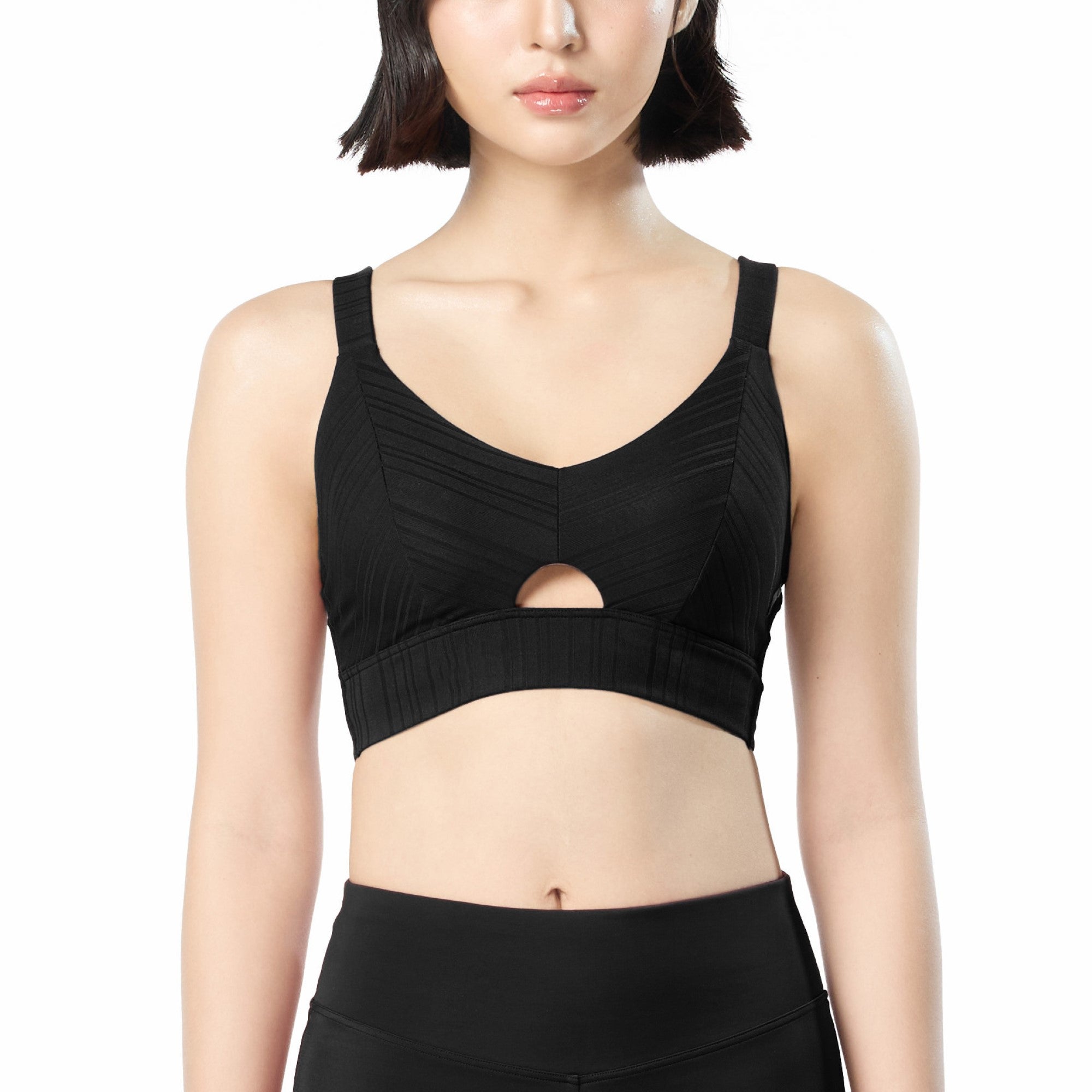 Wacoal Motion Wear บราสำหรับออกกำลังกาย In to Out รุ่น WR3210 สีดำ (BL)