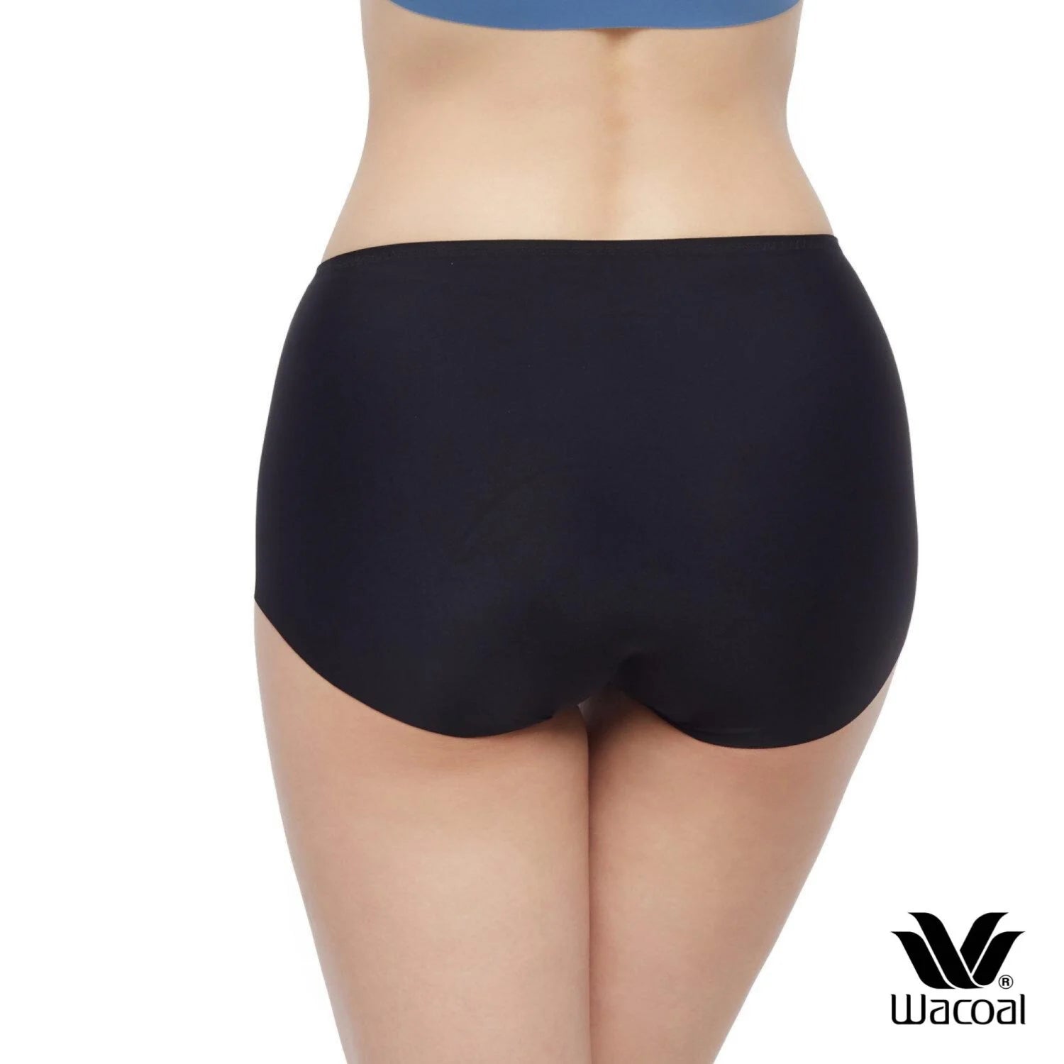 Wacoal Oh my nudes panty กางเกงในไร้ขอบ เนียนเรียบ รูปแบบเต็มตัว Set 3 ชิ้น รุ่น WU4T99 คละสี (สีเบจ-สีดำ-สีเทา)