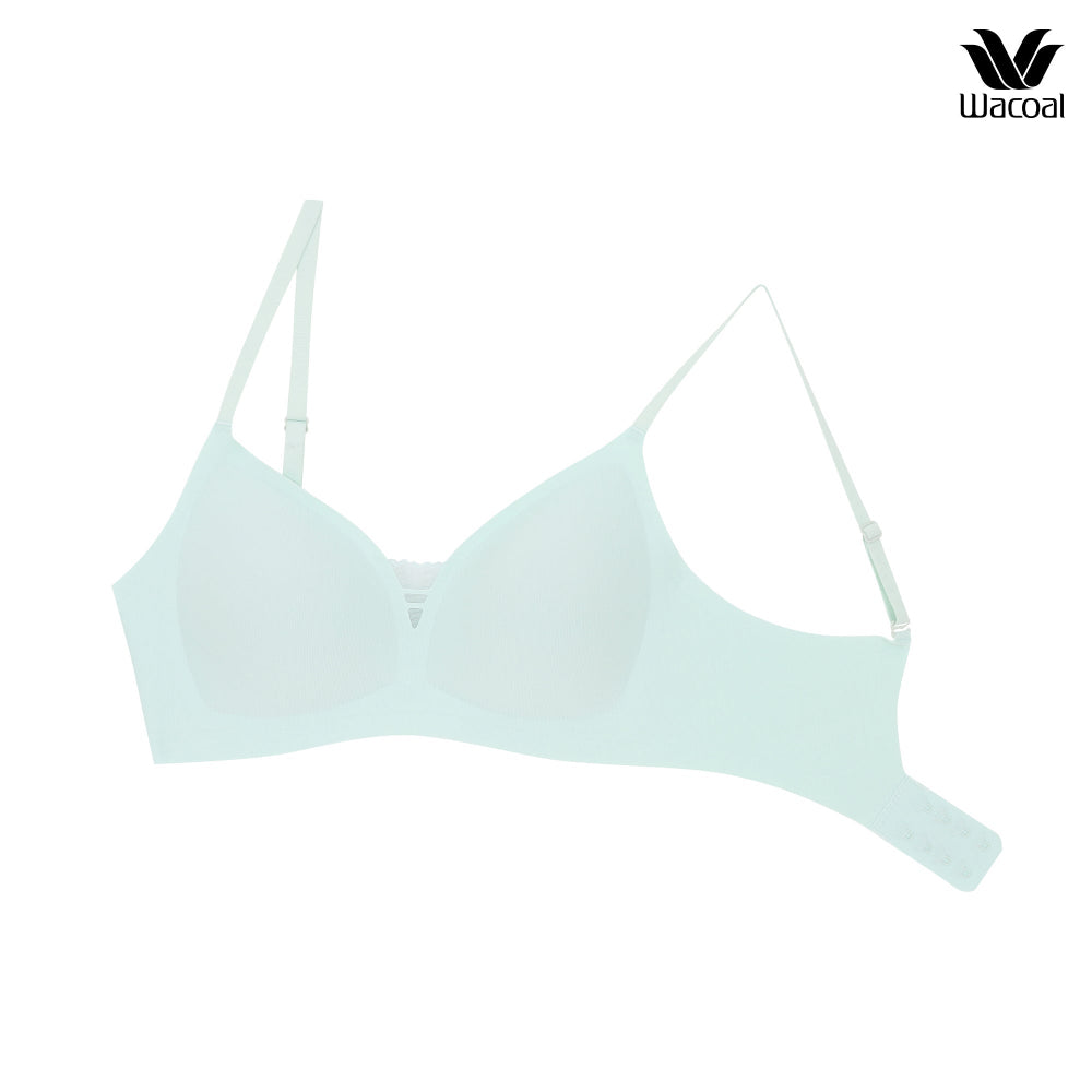 Wacoal ชุดชั้นเนียน บราไร้โครง Smart size ผ้าร่องแต่งลูกไม้ เซท 3 ชิ้น รุ่น WB3Y38/WB3338 คละสี
