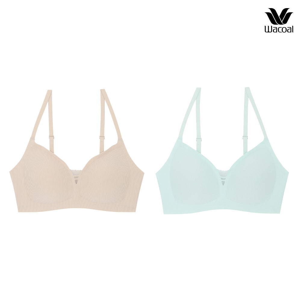 Wacoal ชุดชั้นเนียน บราไร้โครง Smart size ผ้าร่องแต่งลูกไม้ เซท 2 ชิ้น รุ่น WB3238 สีเบจ-เขียว (BM)