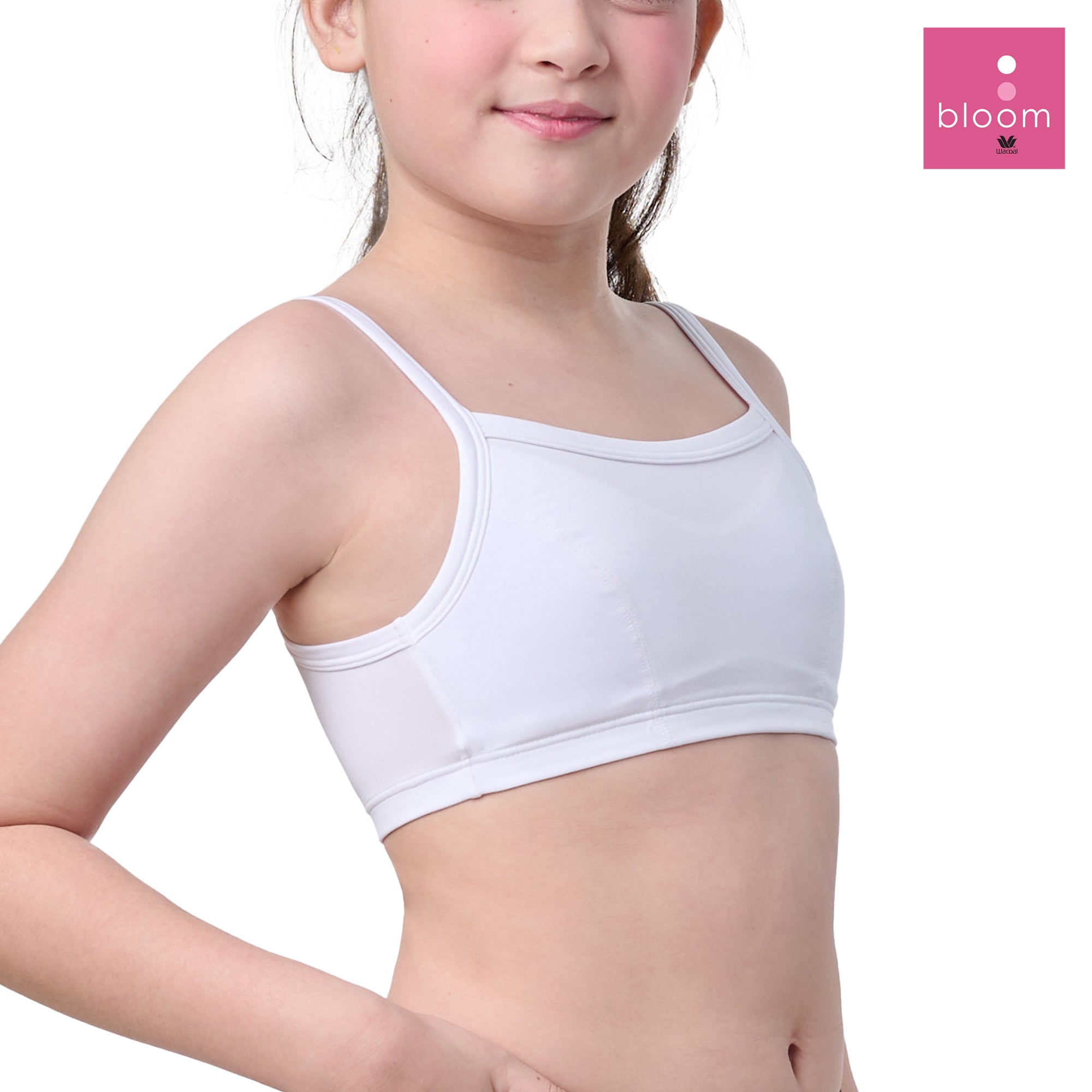 Wacoal Bloom Step 2 ชุดชั้นในสำหรับเด็ก เสื้อกล้ามครึ่งตัว แบบเรียบ รุ่น WH6L26