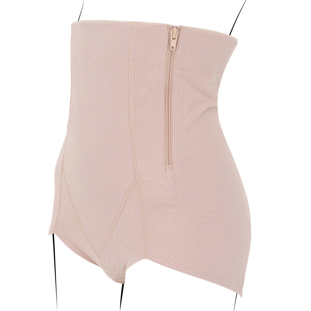 Wacoal Maternity Stay สเตย์สำหรับคุณแม่หลังคลอด รูปแบบขาสั้นเอวสูง รุ่น WM2060 สีเบจ (BE)