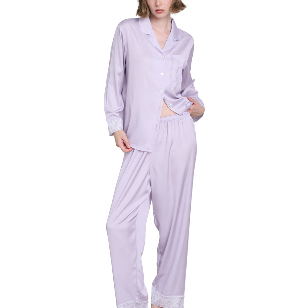 Wacoal DREAM LAND Collection ชุดนอนผ้าซาติน  พิมพ์ลาย Magicorn รุ่น WN7E80 สีม่วง (PU)