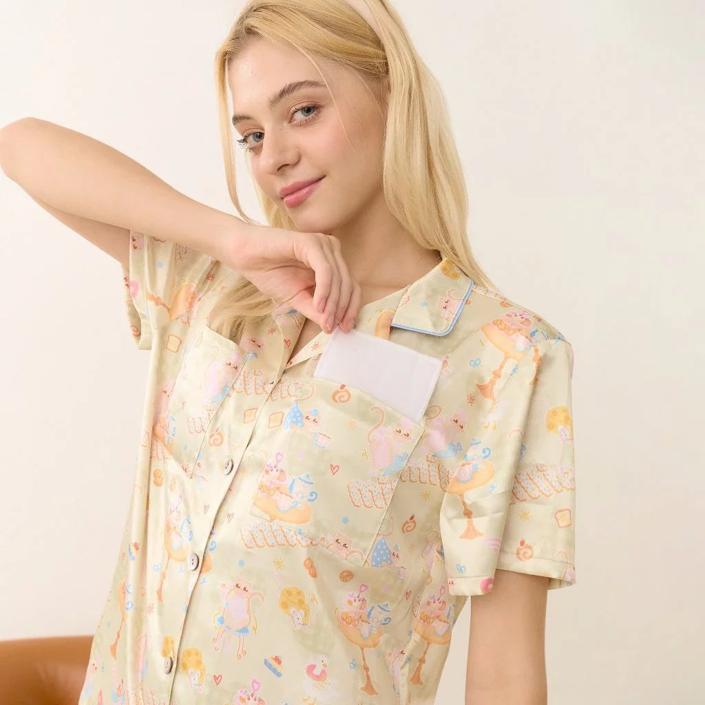 Wacoal CAFE’ CATION ชุดนอนกันโป๊ แขนสั้น ขาสั้น ผ้า Satin รุ่น WN7V24 สีเขียว (GR)