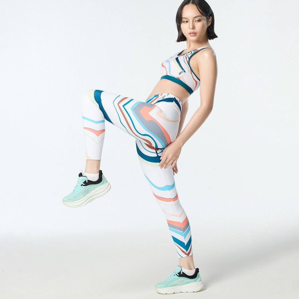 Wacoal Motion Wear กางเกงสำหรับออกกำลังกาย Outer รุ่น WR7122 สีขาว (WH)