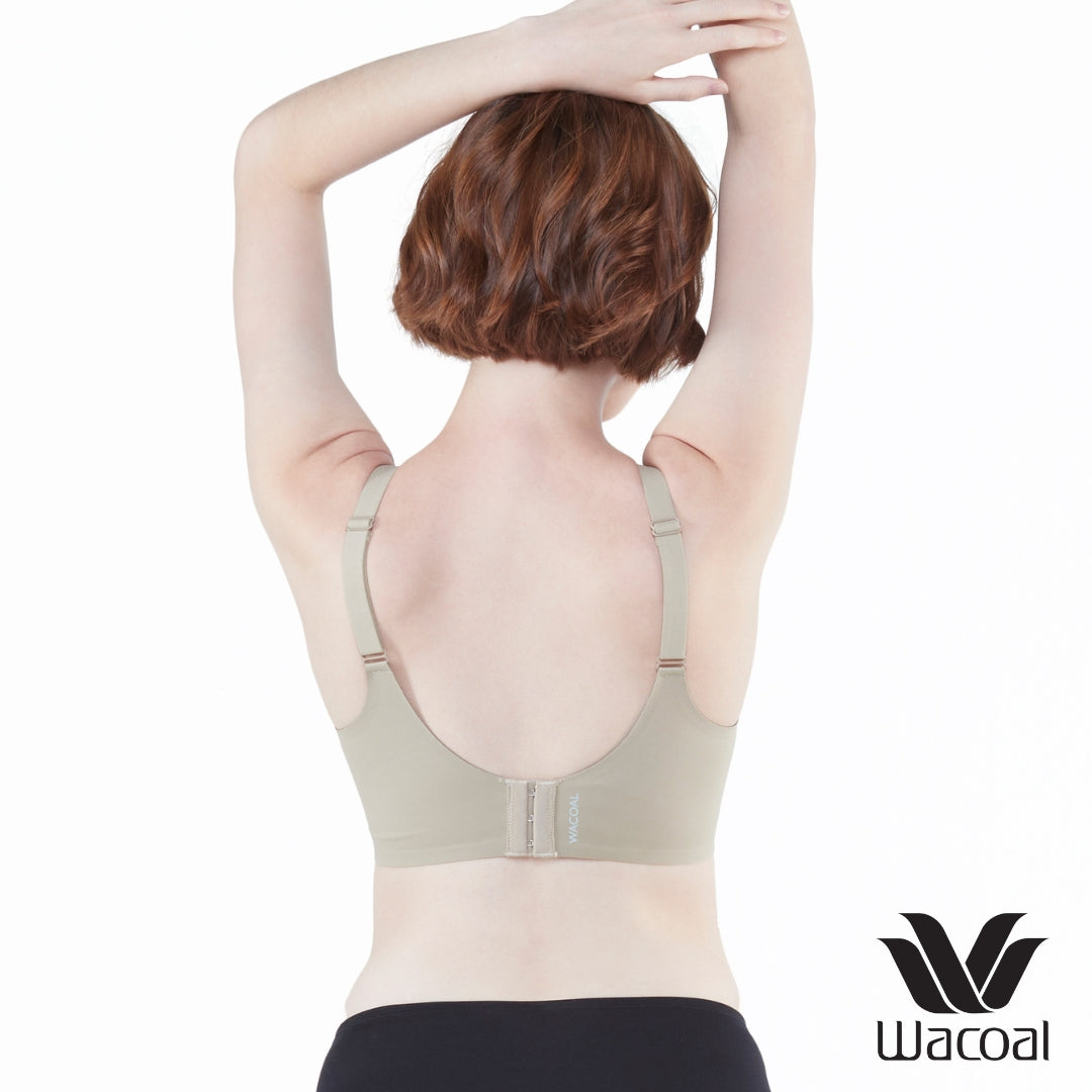 Wacoal ชุดชั้นเนียน บราไร้โครง Smart Size เสริมฟองน้ำ รุ่น WB3Y28 สีเขียว (GR)